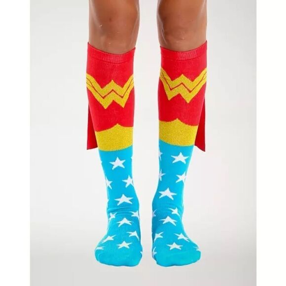 Caped Wonder Woman Socks - DC Comics - Picture 1 of 8
